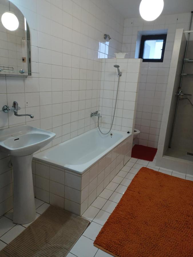 Naty Apartman Haniska Exterior photo